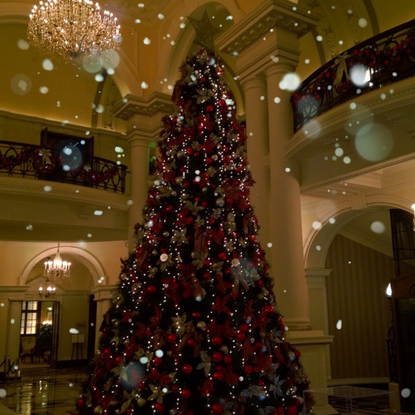 Long Bar at the Waldorf Astoria Hotel, Shanghai