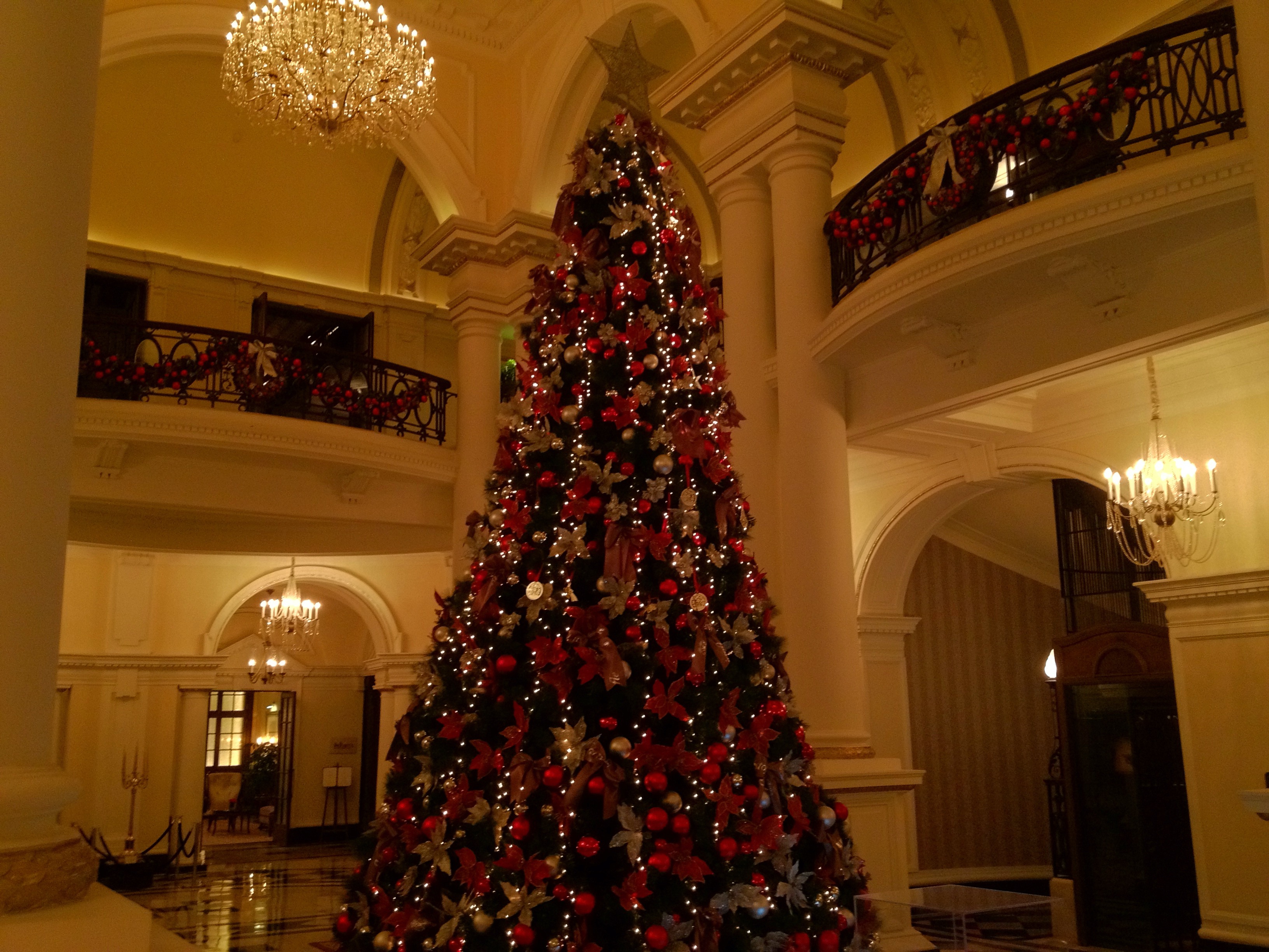 Long Bar at the Waldorf Astoria Hotel, Shanghai — photo 2