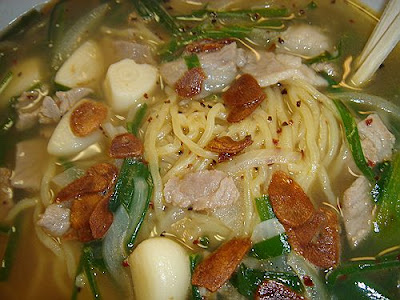 Garlic Ramen . . . OMFG – Ramenya