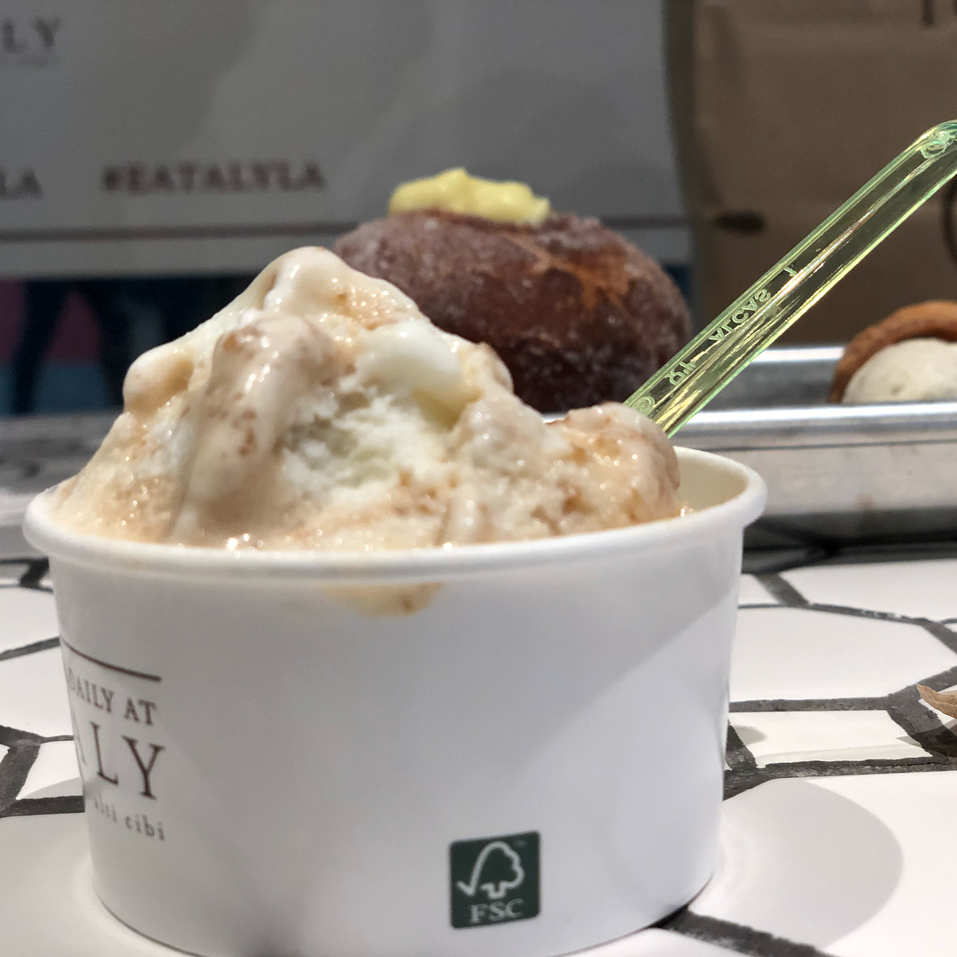 Pizza, pasta, canoli, gelato, and lasagna at   the pizza crust was good, but ...