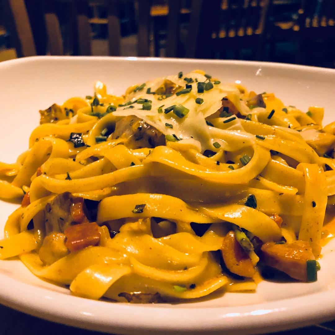 Burger, pasta, and cole slaw at House of Blues  Great Burger