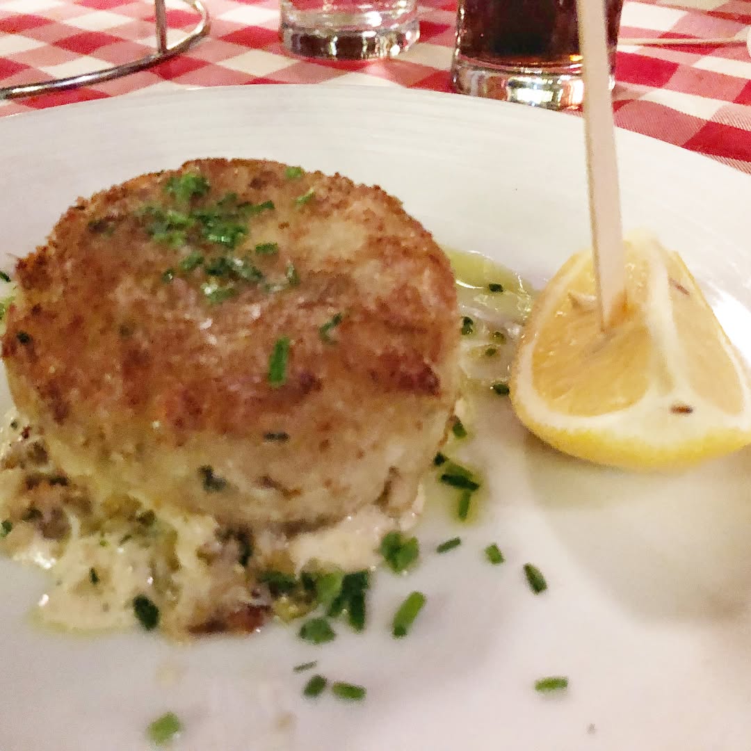 The Cadillac Burger Legend has it Nat King Cole named the bacon burger the ...