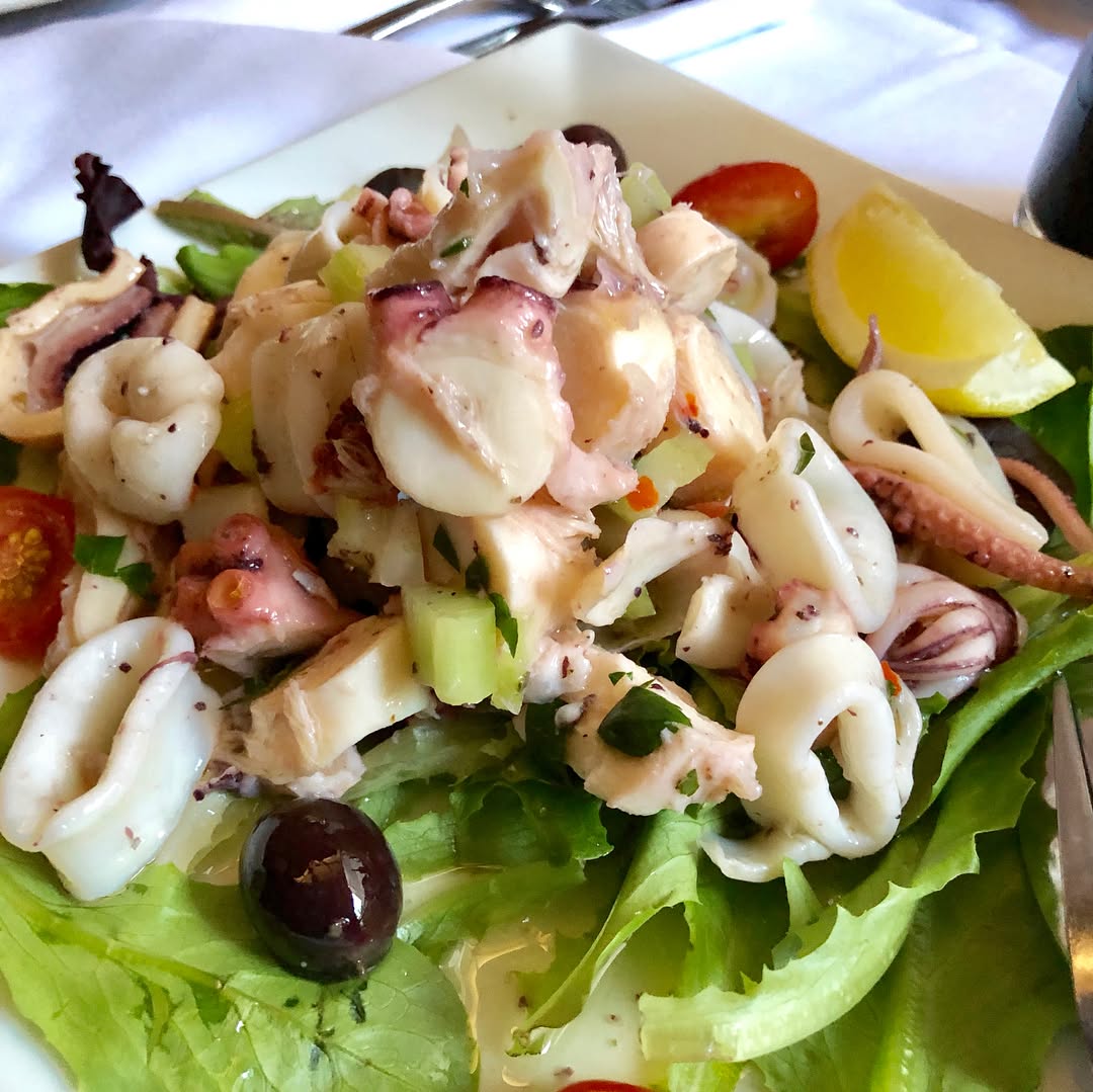 Pizza with friends at Enoteca on Court, in Carroll Gardens Brooklyn