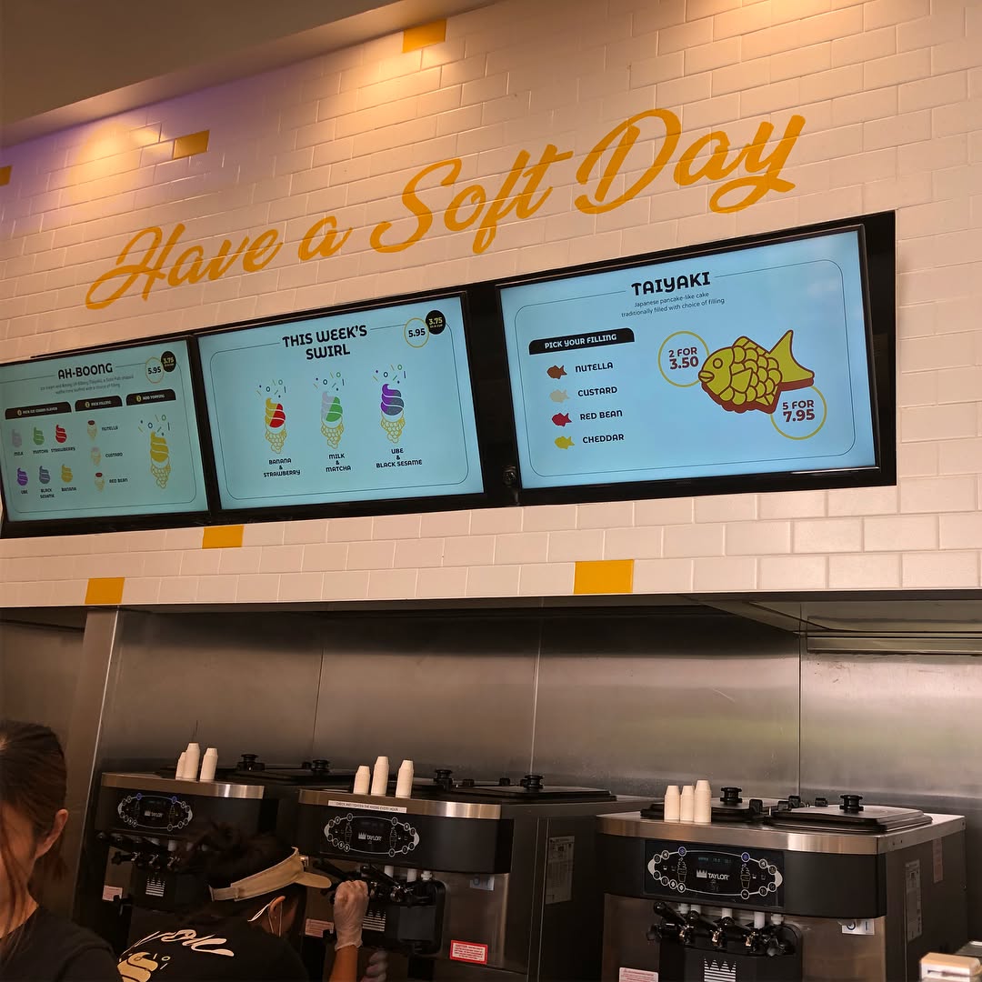 Soft serve ice cream - milk and matcha flavors