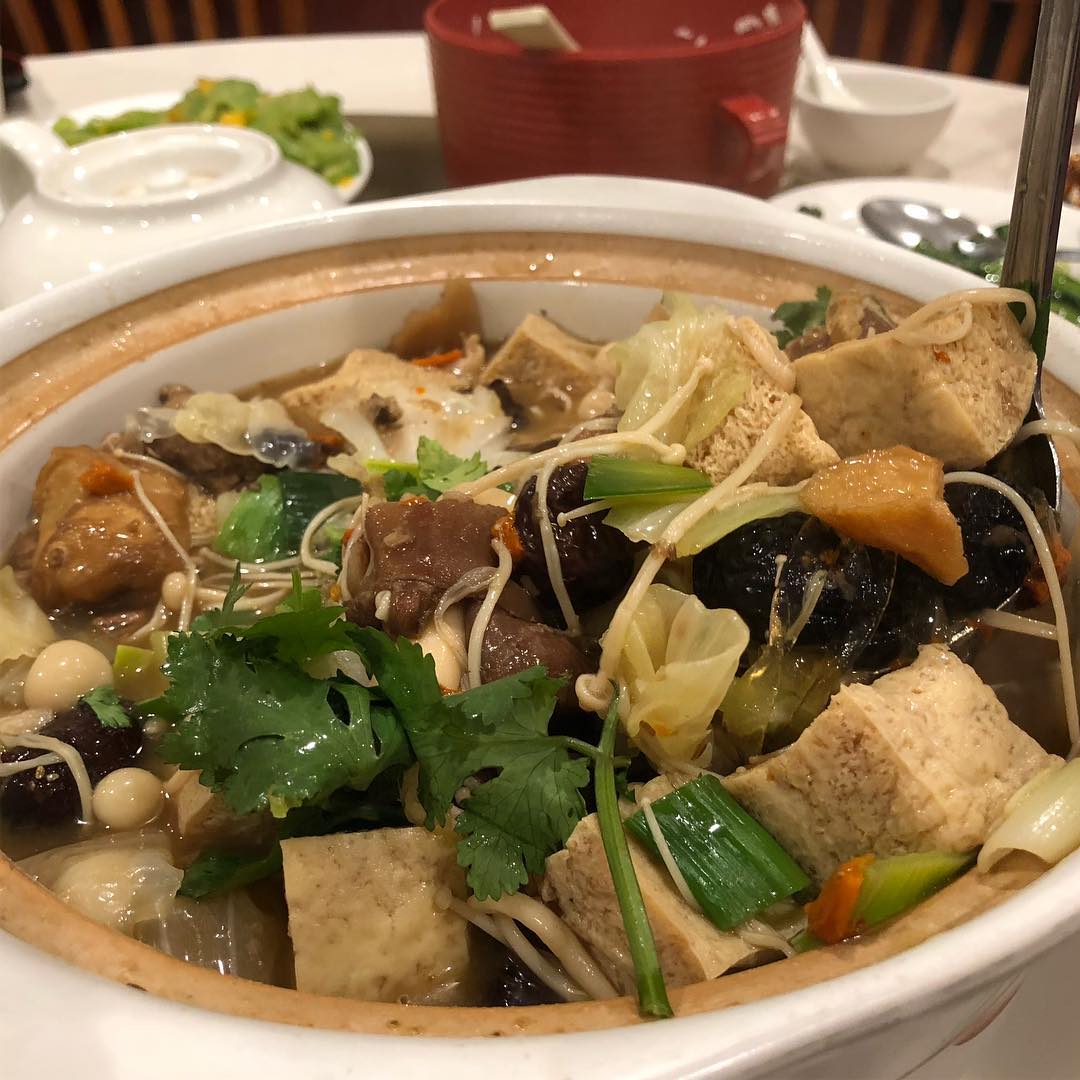 Hangzhou Cuisine at Chang’s Garden 樓外樓