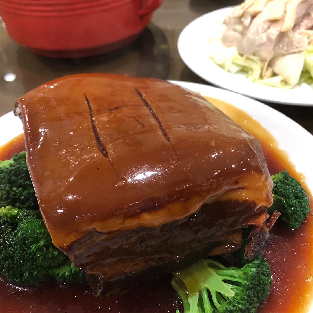 Hangzhou Cuisine at Chang’s Garden 樓外樓