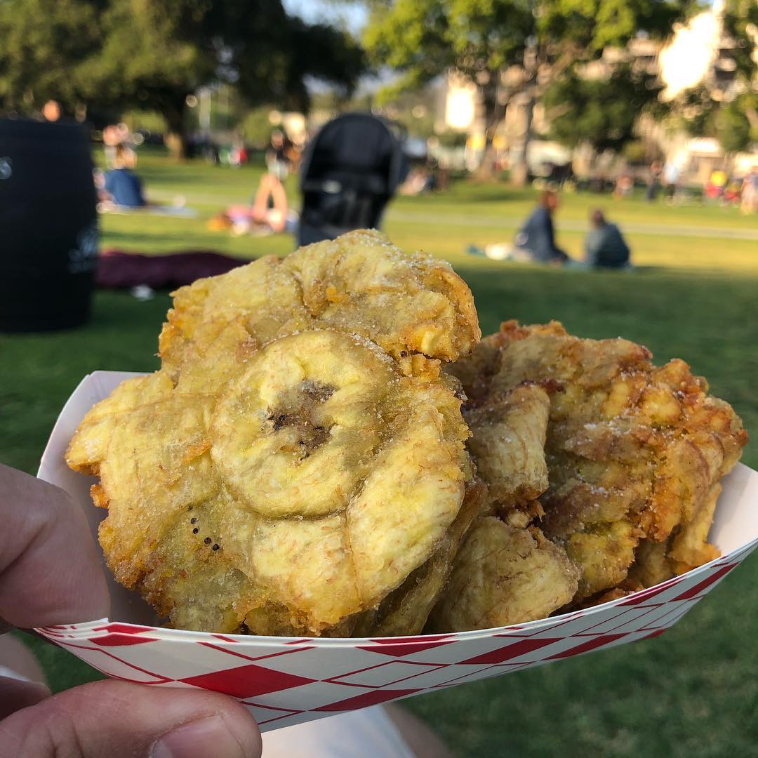 Food Truck Feasting at the Rose Bowl