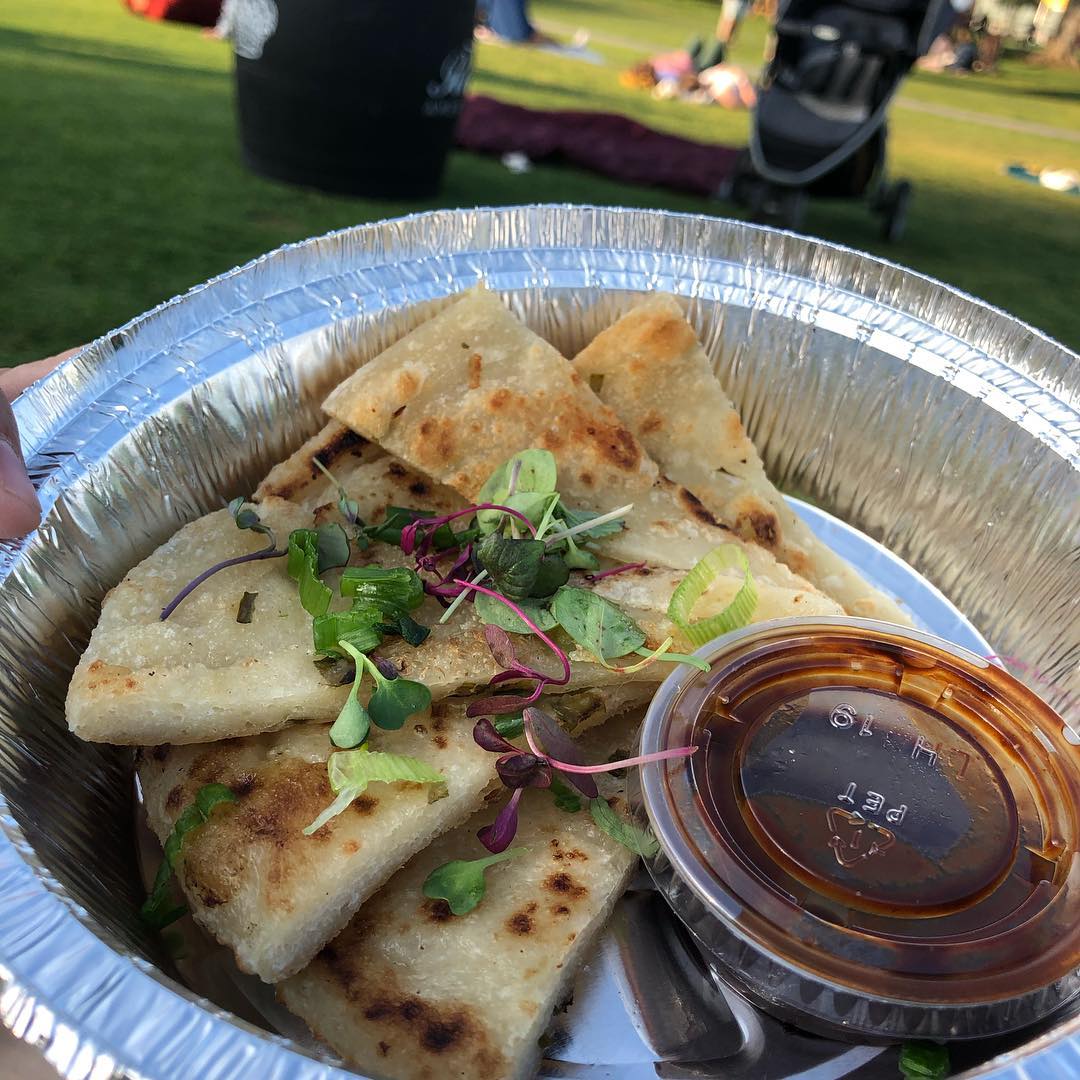 Food Truck Feasting at the Rose Bowl