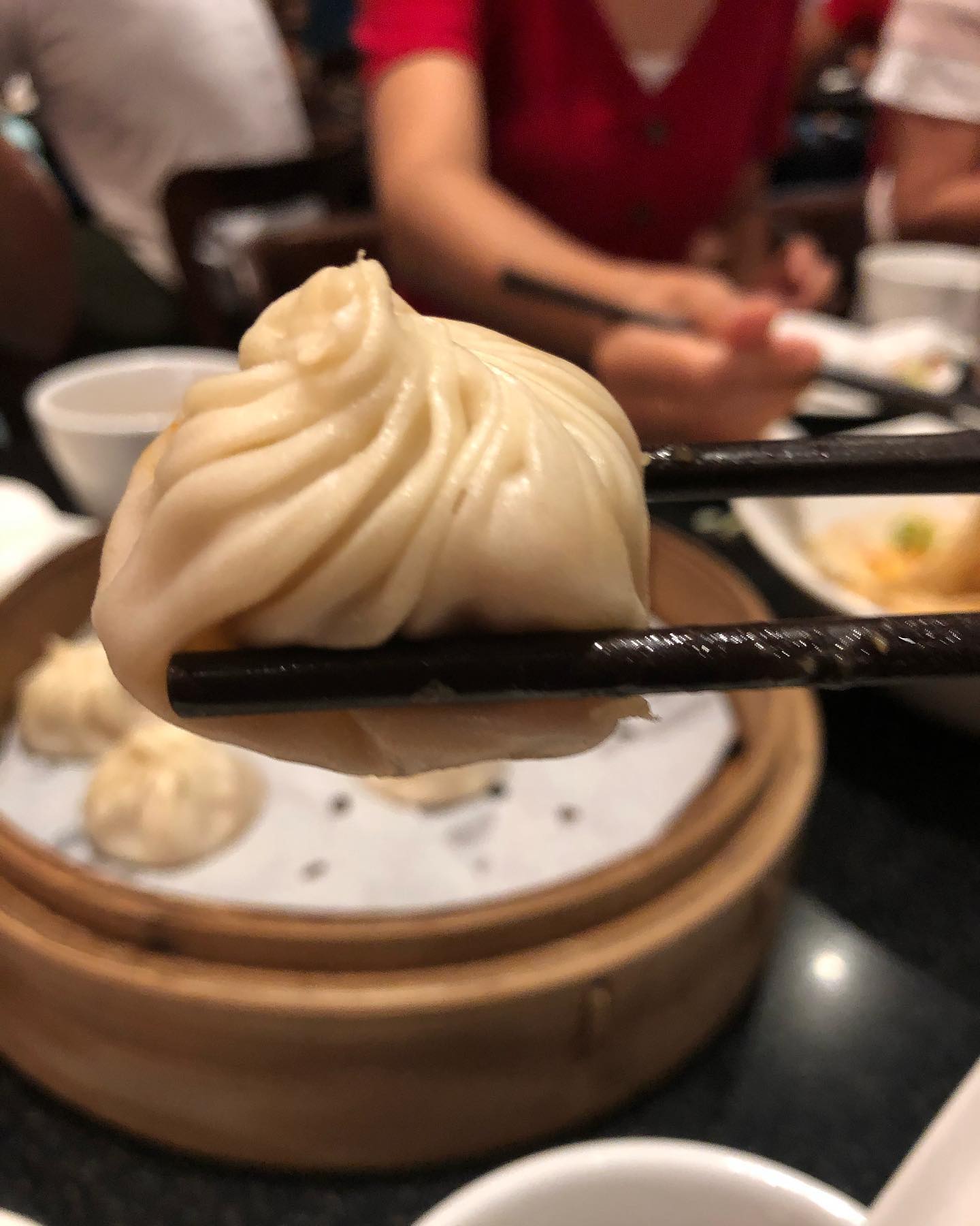 Xiao Long Bao 小籠包 XLB at Ding Tai Fung 鼎泰豐  Ate too fast