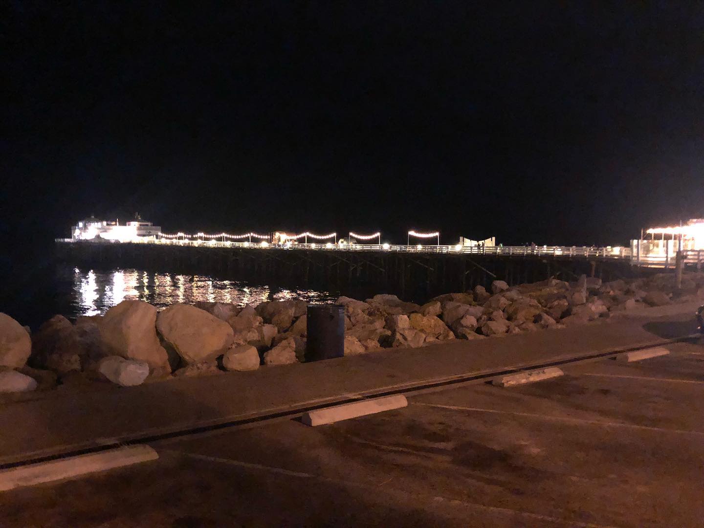 Malibu Sport Fishing Pier with the iconic sign