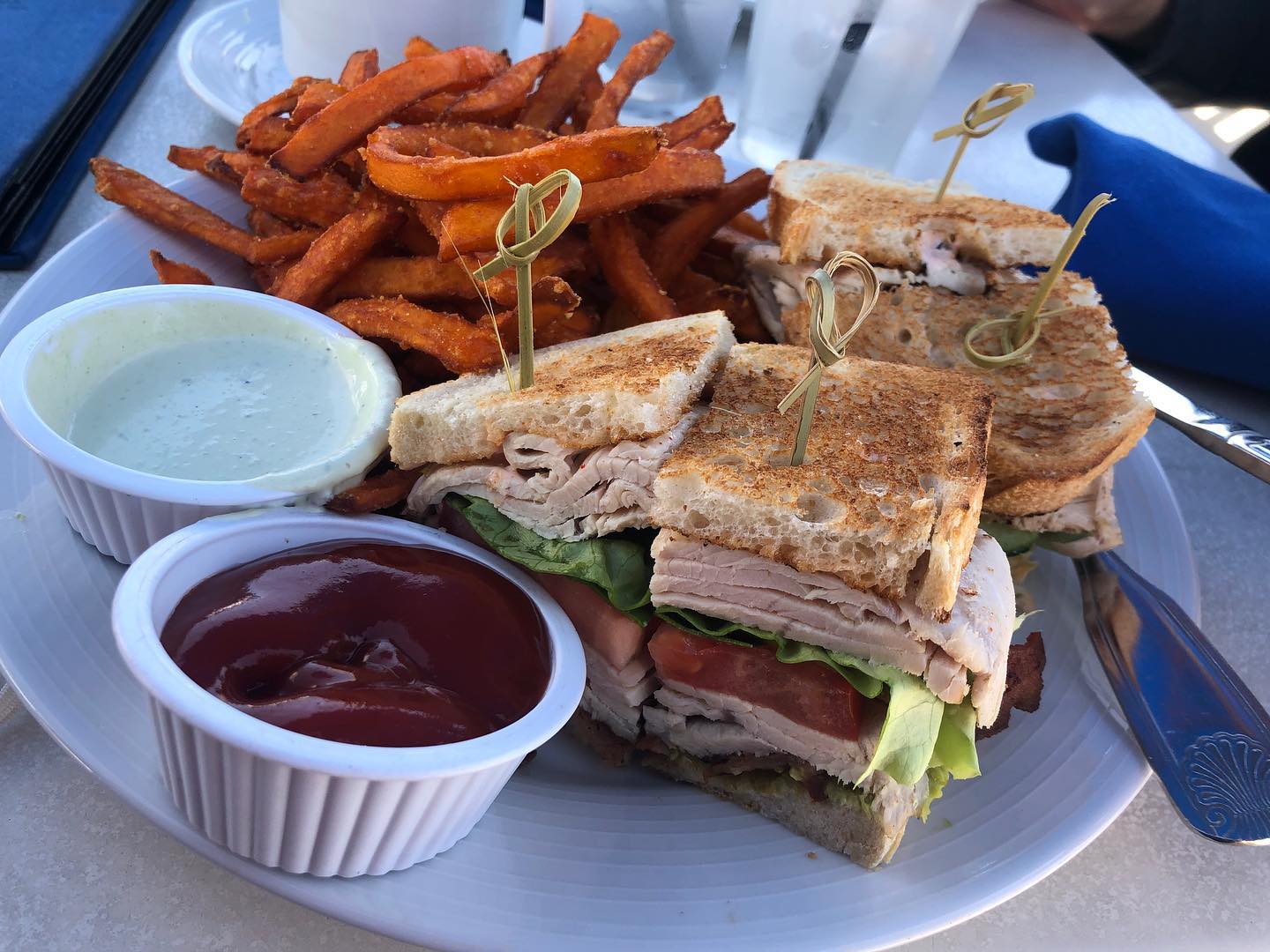 Seaside brunch with the family at The Cliff Restaurant in Laguna Beach