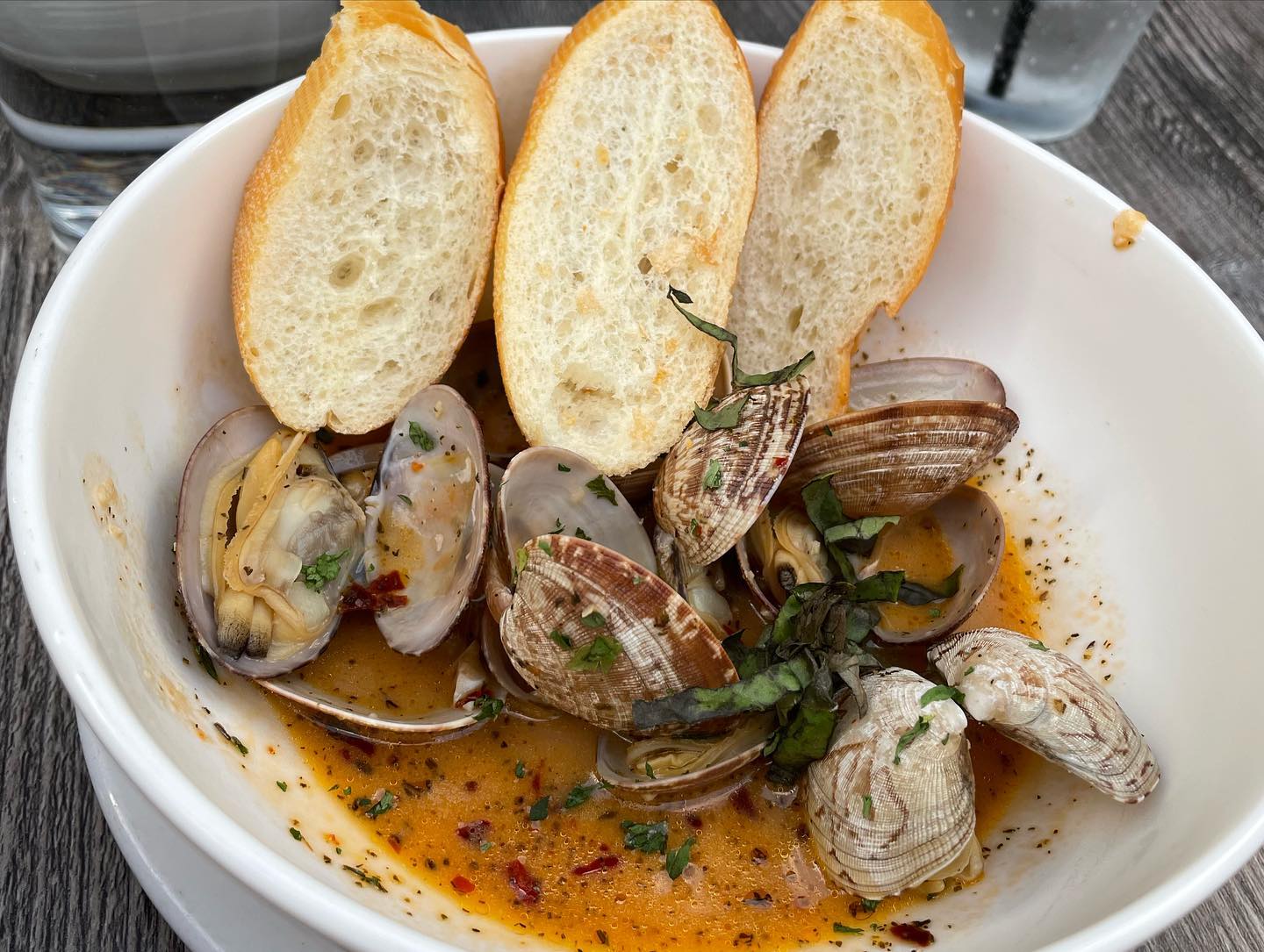 Bloody Mary and happy hour at The Dive