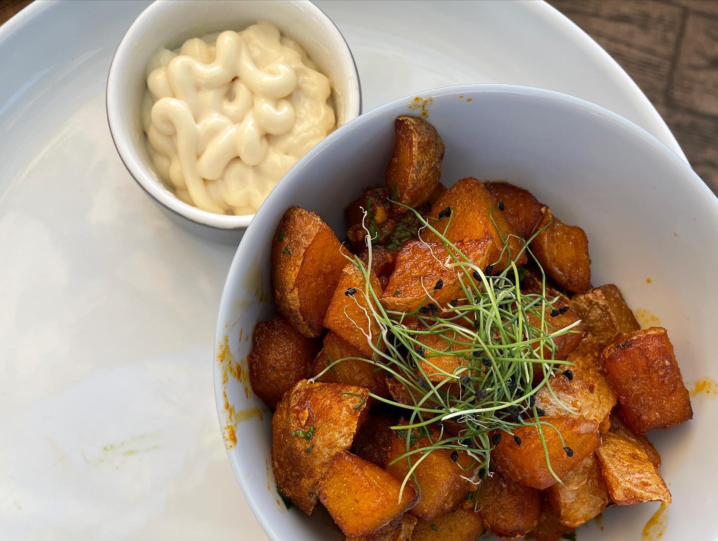 Outdoor brunch at Benchmark in Santa Ana