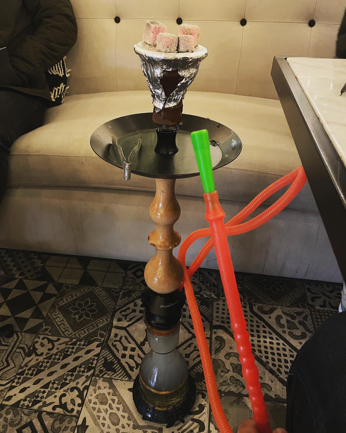 Hookahs and drinks at Olive & Grill
