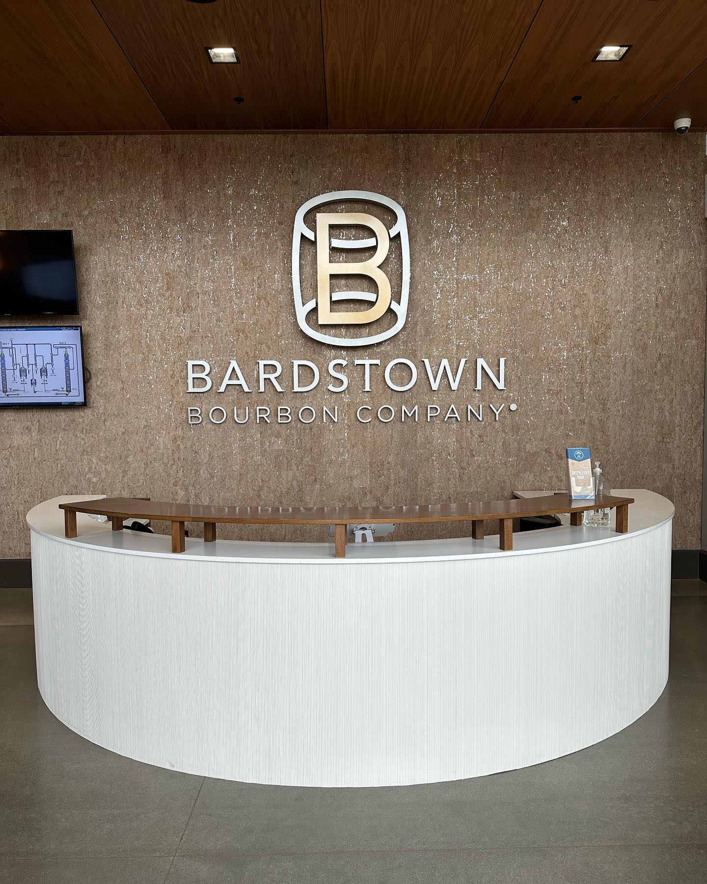 The most modern and Napa-like experience of a distillery - Bardstown Bourbon ...