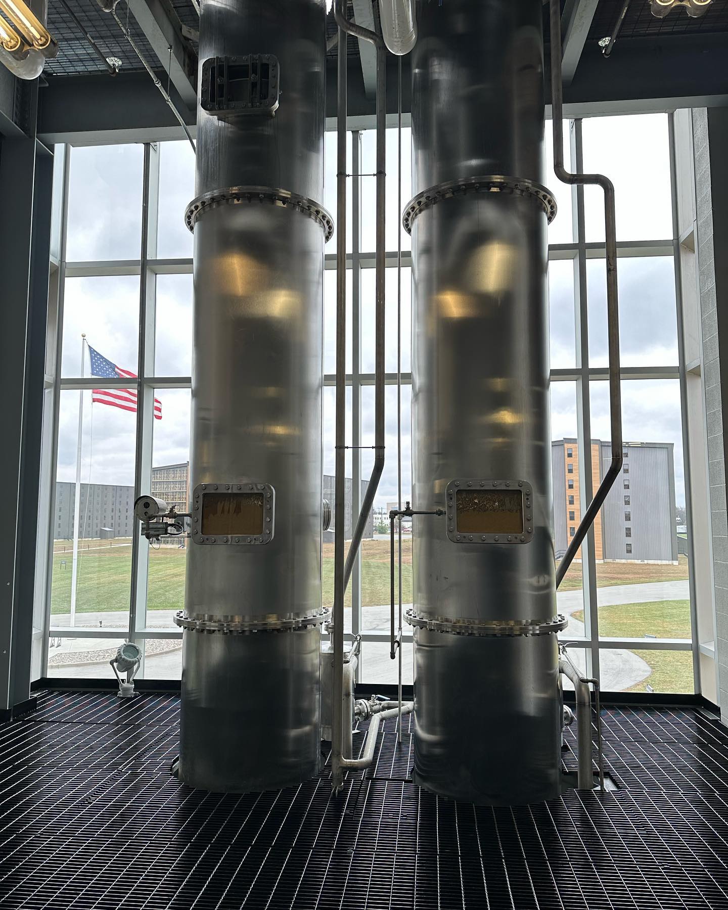 The most modern and Napa-like experience of a distillery - Bardstown Bourbon ...