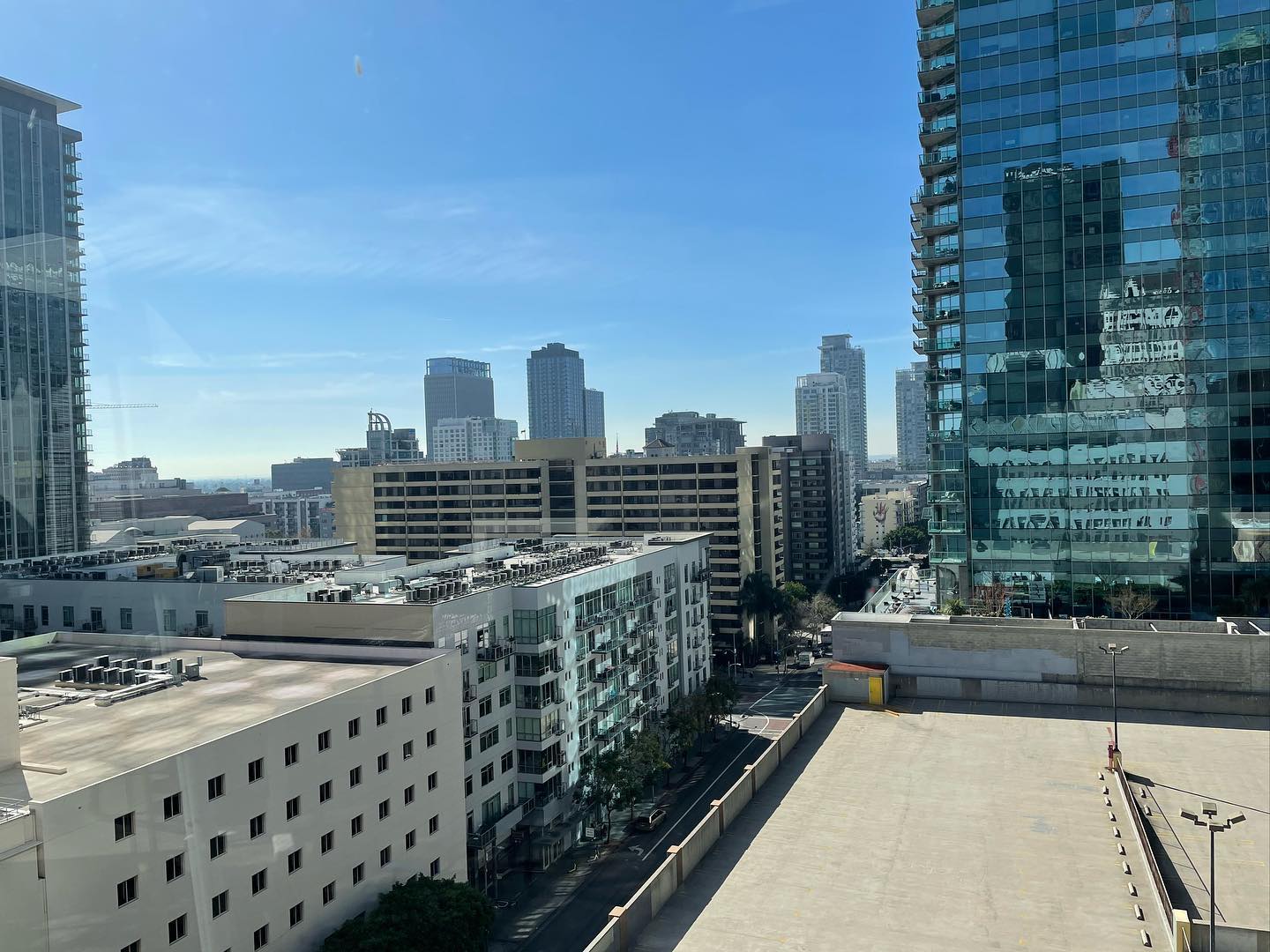 Brunch at the Wayfarer Hotel in DTLA