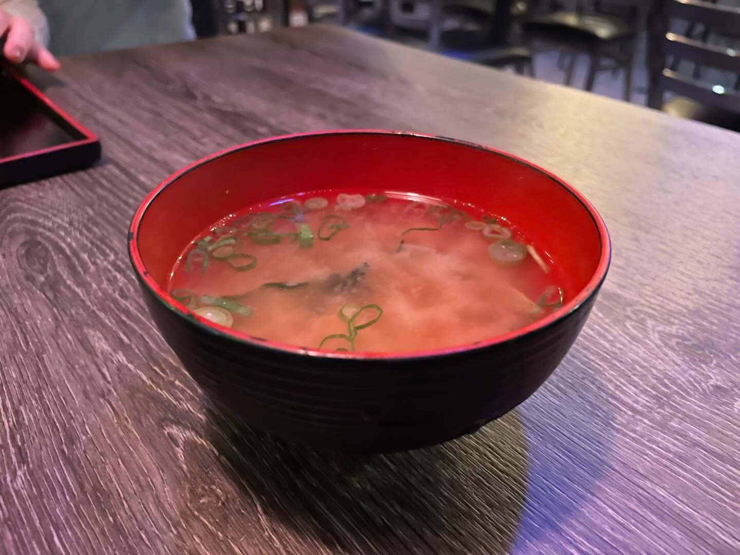 Late night eats at an old favorite in a new location