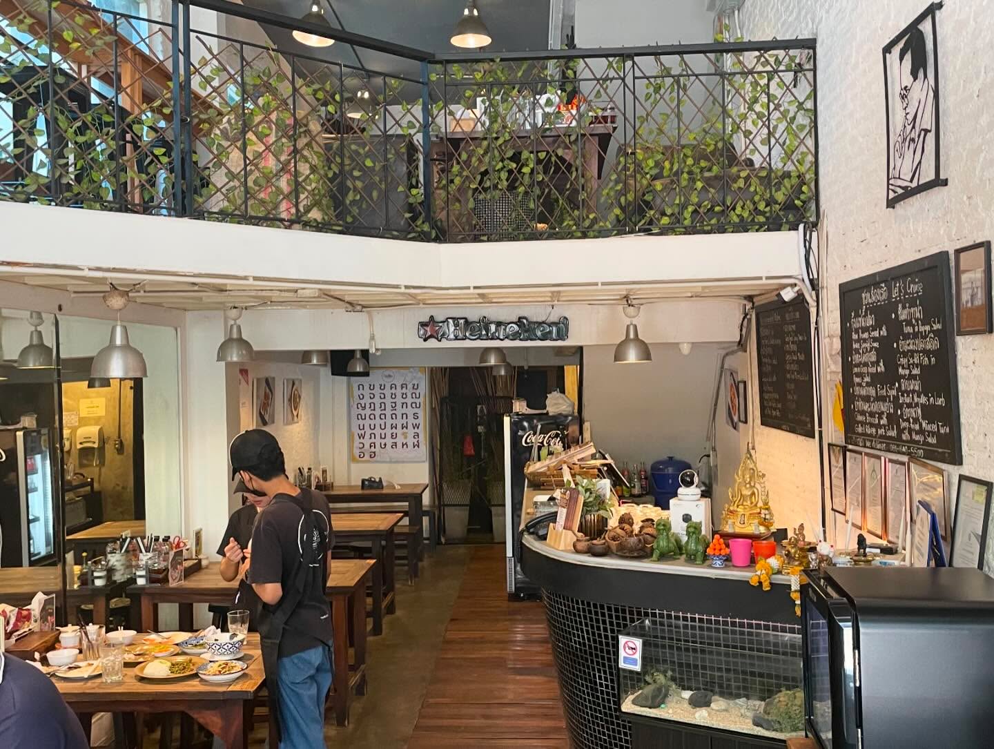 Thai food at Ror Ruea