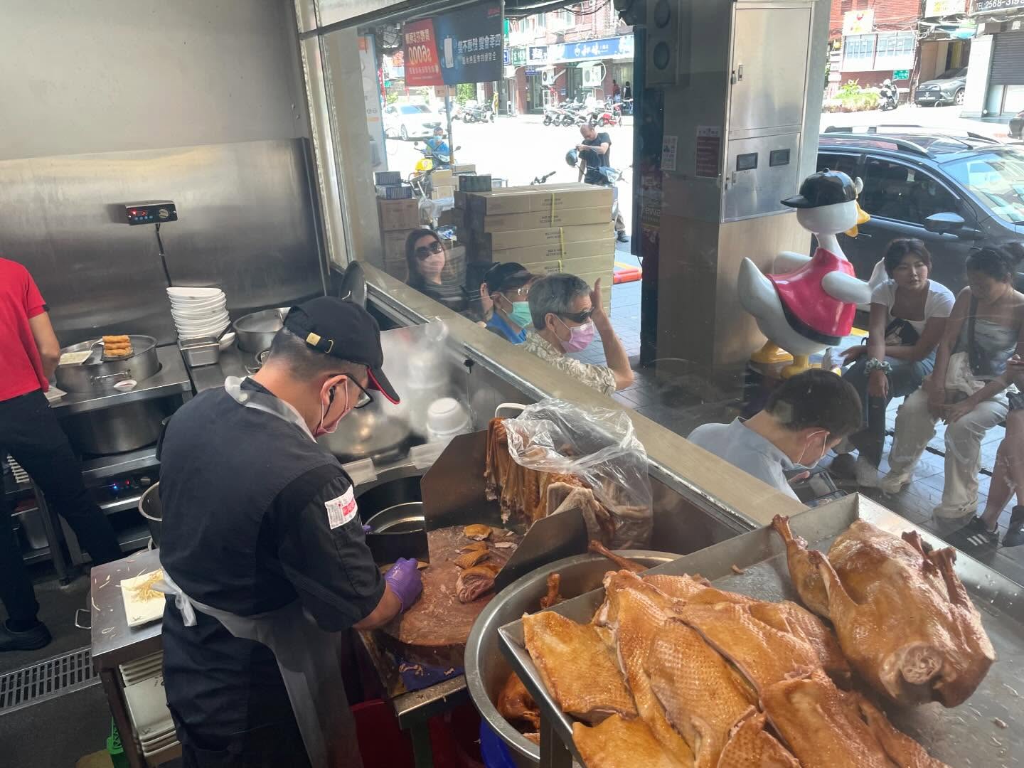 Goose lunch in Taipei