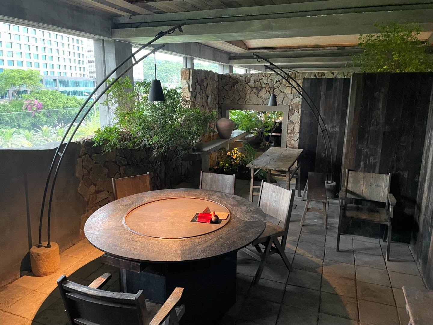 小埕戏 is one of the best design restaurants that I have ever been to