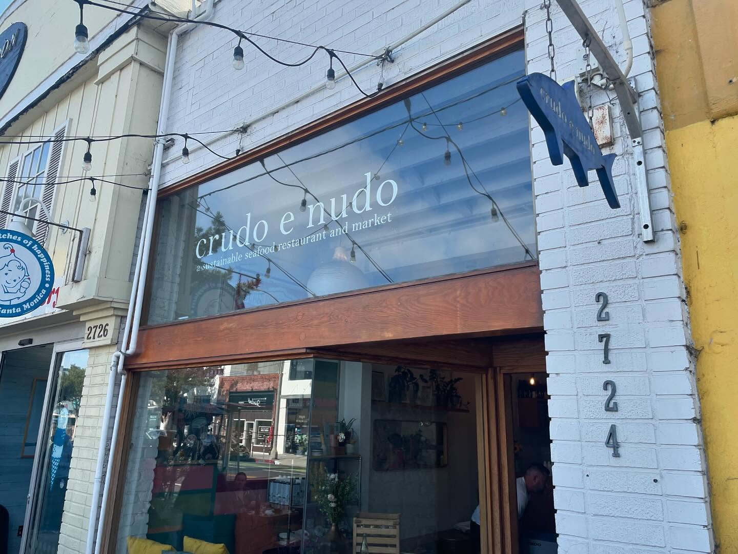 Seafood brunch at Crude e Nudo on Santa Monica Main Street