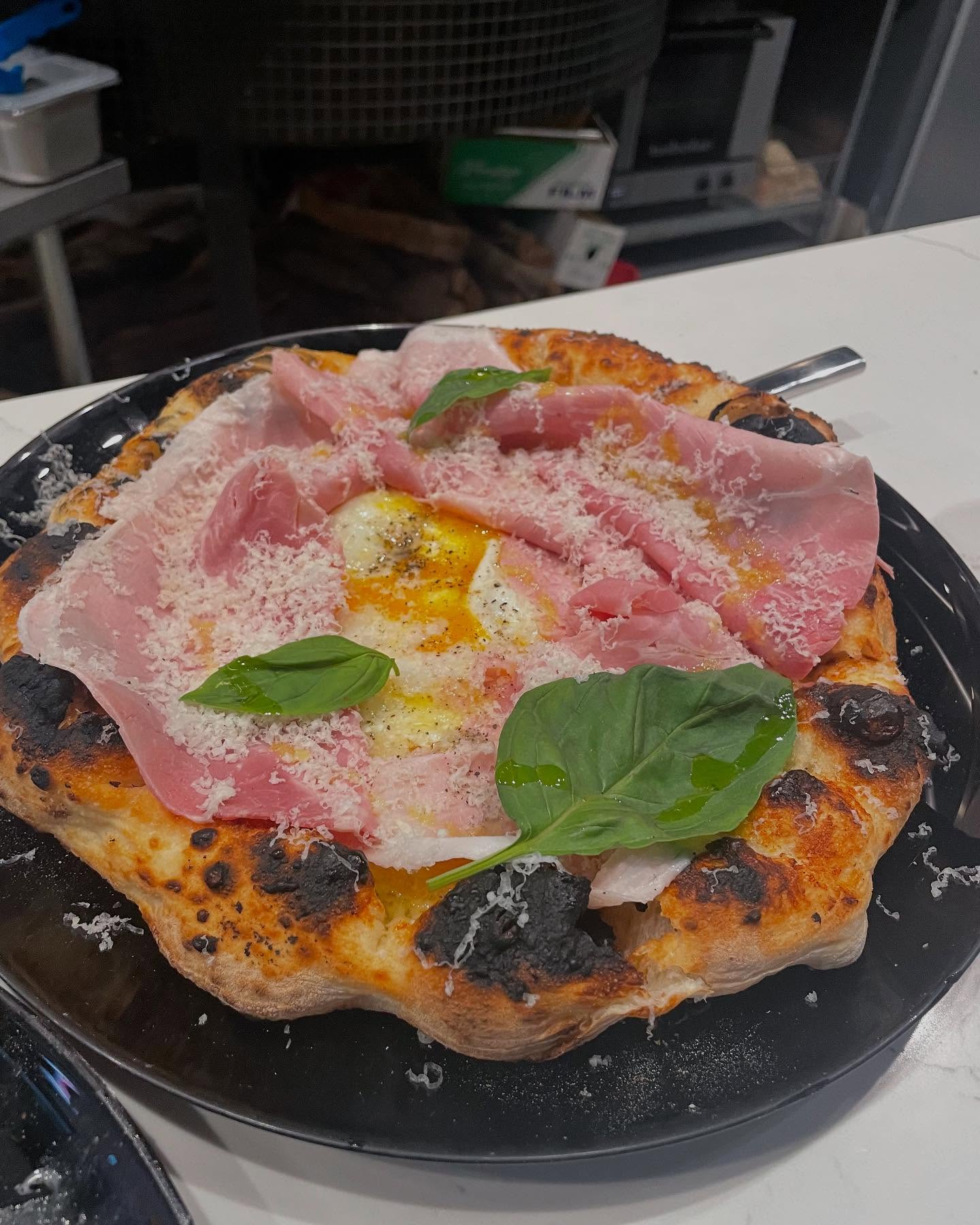 Pizza from Pizzeria Sei