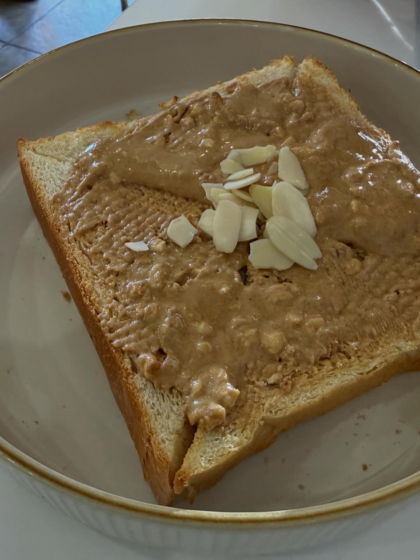 Weekend brunch at Morning Delight Cafe in San Gabriel  had a couple of the eg...