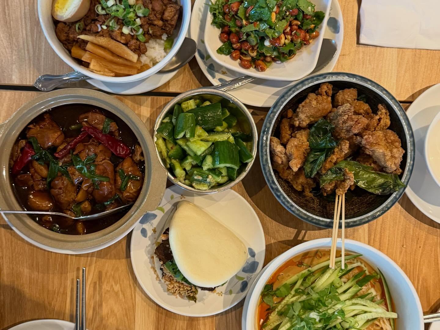 Taiwanese lunch at Pine and Crane  in dtla